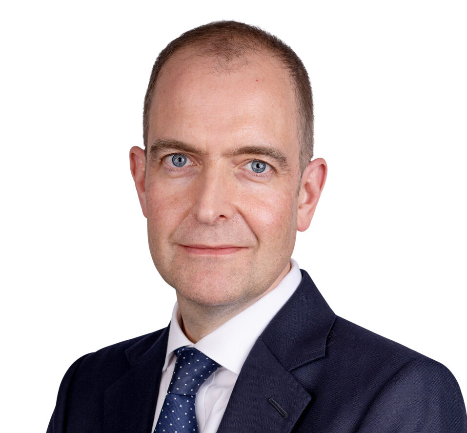  Greg Fullelove, LL.M. (Leiden)