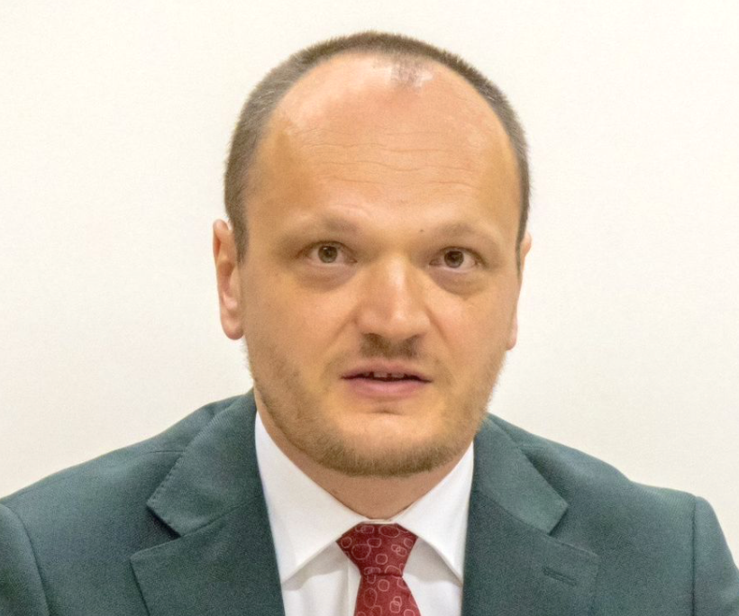 Prof. Dr. Dr. Yarik Kryvoi, LL.M. (Harvard)